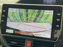 ノア Si ダブルバイビー 両側電動ドア 純正10型ナビ 12型後席モニター バックカメラ 衝突軽減装置 禁煙車 ハーフレザーシート 前後ドラレコ コーナーセンサー スマートキー LEDヘッド ETC クルコン オートハイビーム(6枚目)