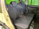 後部座席も気になるようなキズ・汚れやへたり等、大きなダメージはなく、良好な状態です。