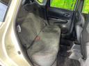 後部座席も気になるようなキズ・汚れやへたり等、大きなダメージはなく、良好な状態です。