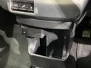 Ｆリミテッド　４ＷＤ　衝突軽減装置　禁煙車　２トーンカラー　シートヒーター　スマートキー　ＨＩＤヘッド　誤発進抑制機能　オートライト　オートエアコン　ＣＤ　ＡＵＸ　電動格納ミラー　ダウンヒルアシスト　盗難防止装置（36枚目）