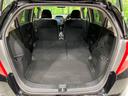 後席を格納すると、これだけの広さが！シーンに合わせたシートアレンジで、大きな荷物も積むことが出来ます♪