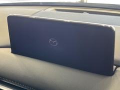 【１０．２５インチマツダコネクト】車内の雰囲気にマッチした大型ディスプレイ。スマホ接続でのナビ使用やＢｌｕｅｔｏｏｔｈ再生等、様々な機能が楽しめます。直感的なダイヤル操作が可能で、使い勝手も良好です。 3