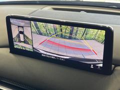【３６０°ビューモニター】専用のカメラにより、上から見下ろしたような視点で３６０度クルマの周囲を確認することができます☆死角部分も確認しやすく、狭い場所での切り返しや駐車もスムーズに行えます。 4