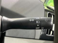 �ڥ����ȥ饤�ȡۼ�������뤵�˱����Ƽ�ư�ǥإåɥ饤�Ȥ��������������Ǥ��뵡ǽ�Ǥ����饤�Ȥ��դ�˺�졦�ä�˺��ʤɤ�̵���ʤꡢ��������ͼ�������Ԥ�¿����ȥ�ͥ��̲���������Ǥ��͢� 5