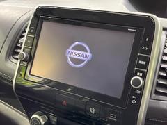 �ڽ��������ʥӡۿ͵��ν����ʥӤ������������ǥ�����ǽ�⽼�¤��Ƥ��ꡢ�£�������������³����Ф������Υ��ޥۤ�ͣУ��ץ쥤�䡼�β��ڤ������ǽ�������α�ž������˳ڤ����ʤ�ޤ����� 4