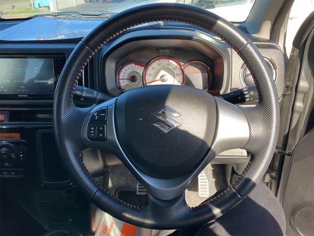 自ら操るハンドル！ドライバーの生命線です。お客様の目で実際にご確認ください。