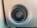 プッシュエンジンスタートシステム、エンジン始動・停止をワンタッチで行うことができます。