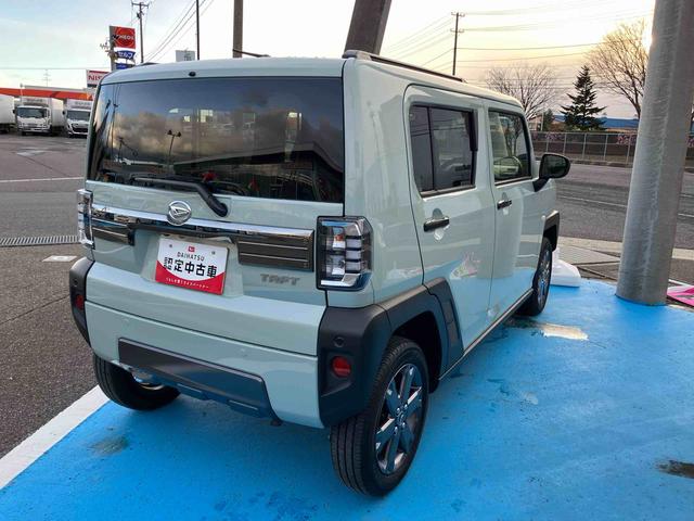 タフト Gターボ ダーククロムベンチャー 4WD 660cc 4WD CVT スカイフィールトップ ディスプレイオーディオ ドラレコ クルーズコントロール 衝突被害軽減ブレーキ 横滑り防止装置 ABS アイドリングストップ プッシュボタンスタート(10枚目)