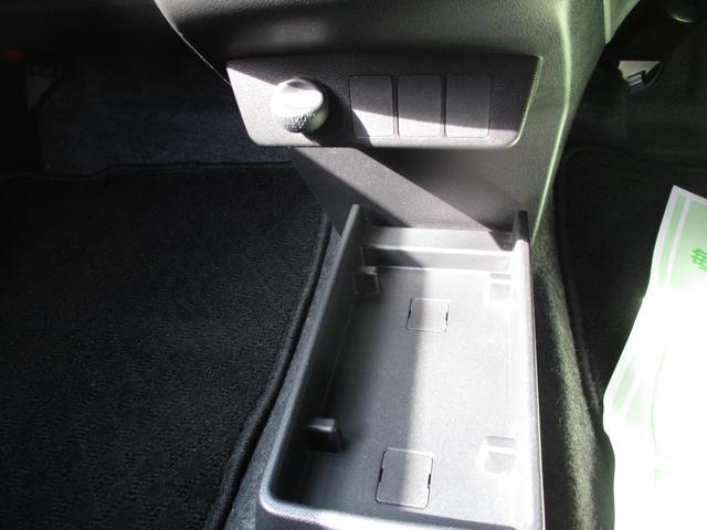 ミライース Ｌ　ＳＡＩＩＩ　４ＷＤ　バックカメラ　ナビ　クリアランスソナー　衝突被害軽減システム　オートマチックハイビーム　キーレスエントリー　アイドリングストップ　ＣＶＴ　盗難防止システム　ＡＢＳ　ＥＳＣ　ＣＤ　ＵＳＢ（12枚目）