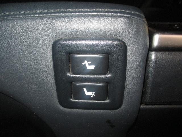 ヴェルファイア ３．５ＺＡ　Ｇエディション　純正９インチナビ　フルセグＴＶ４ＷＤ車　両側電動スライドドア　電動シート　パワーゲート　オットマン　オートクルーズコントロール　スマートキー　ＬＥＤライト　３列シート　メモリーナビ　ＥＴＣ　ソナー（60枚目）