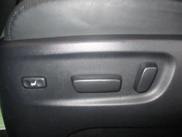 ヴェルファイア ３．５ＺＡ　Ｇエディション　純正９インチナビ　フルセグＴＶ４ＷＤ車　両側電動スライドドア　電動シート　パワーゲート　オットマン　オートクルーズコントロール　スマートキー　ＬＥＤライト　３列シート　メモリーナビ　ＥＴＣ　ソナー（67枚目）