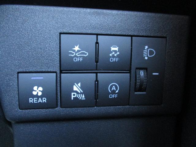 サンバーバン トランスポーター 4WD MT 衝突被害軽減システム クリアランスソナー 両側スライドドア キーレスエントリー アイドリングストップ ESC エアコン パワーステアリング パワーウィンドウ 運転席エアバッグ(7枚目)