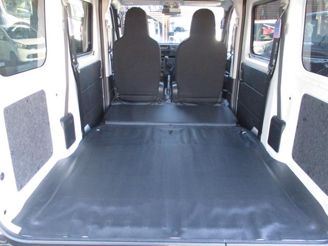 サンバーバン トランスポーター 4WD MT 衝突被害軽減システム クリアランスソナー 両側スライドドア キーレスエントリー アイドリングストップ ESC エアコン パワーステアリング パワーウィンドウ 運転席エアバッグ(26枚目)