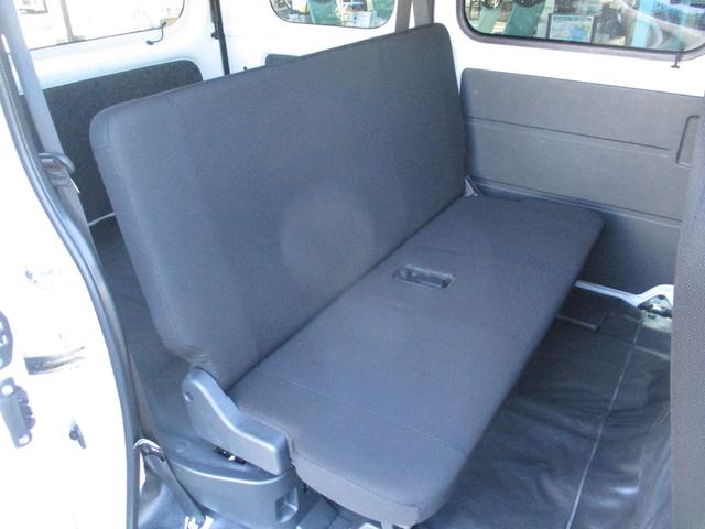 サンバーバン トランスポーター 4WD MT 衝突被害軽減システム クリアランスソナー 両側スライドドア キーレスエントリー アイドリングストップ ESC エアコン パワーステアリング パワーウィンドウ 運転席エアバッグ(29枚目)