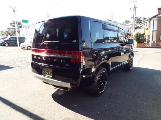 デリカＤ：５ Ｄ　パワーパッケージ　切替式４ＷＤ　ナビ　テレビ　バックカメラ　ＥＴＣ　両側パワースライドドア　クルーズコントロール　シートヒーター　ＨＩＤライト　オートライト　ＭＫＷＡアルミホイール　グッドリッチＴ／Ａタイヤ　寒冷地仕様（8枚目）