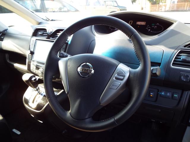 セレナ ハイウェイスター　Ｖセレクション＋セーフティ　Ａセフ　４ＷＤ　ナビ　ＴＶ　バックカメラ　全周囲カメラ　ドラレコ　エンジンスターター　ＥＴＣ　クルーズコントロール　両側パワースライドドア　ＬＥＤライト　オートライト　スマートキー　Ｐスタート　純正アルミ（25枚目）