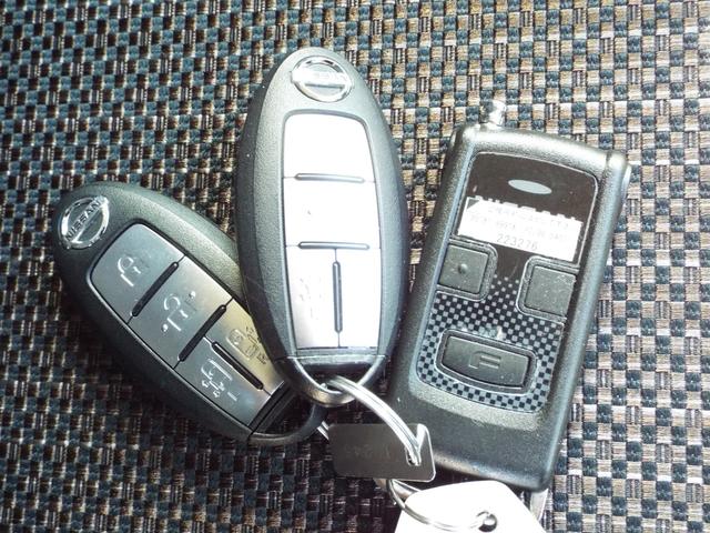 セレナ ハイウェイスター　Ｖセレクション＋セーフティ　Ａセフ　４ＷＤ　ナビ　ＴＶ　バックカメラ　全周囲カメラ　ドラレコ　エンジンスターター　ＥＴＣ　クルーズコントロール　両側パワースライドドア　ＬＥＤライト　オートライト　スマートキー　Ｐスタート　純正アルミ（32枚目）