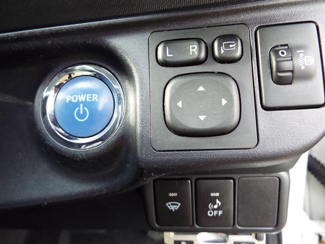 アクア Ｓ　ハイブリッド車　ナビ　テレビ　バックカメラ　ＥＴＣ　エンジンスターター　ＨＩＤヘッドライト　オートライト　フォグランプ　スマートキー　キーレス　プッシュスタート　オートエアコン　フルフラットシート（24枚目）