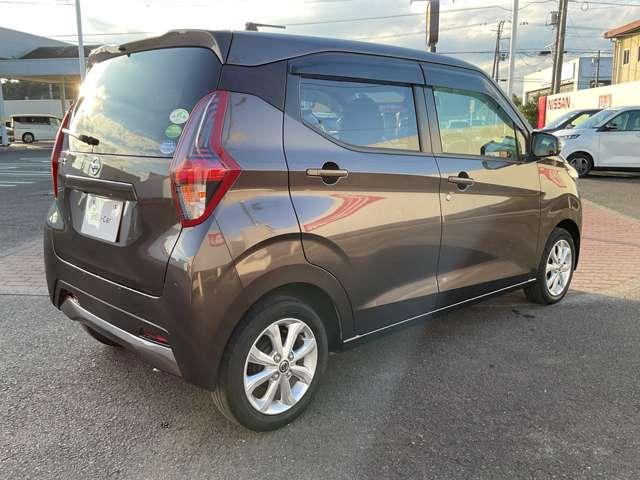 デイズ X 衝突軽減 ワイドナビTV 360°モニター ETC アイドリングストップ 障害物センサー 車線逸脱警報 オートマチックハイビーム フルセグTV DVD再生 インテリキー 純正アルミ ワンオーナー(3枚目)