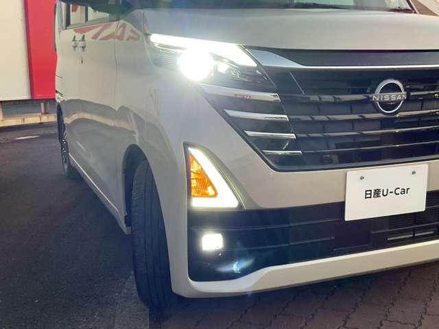 ルークス ハイウェイスター X プロパイロットエディション 試乗車UP 衝突軽減 ワイドナビ 360°モニタ 障害物センサー 車線逸脱警報 シートヒーター ドラレコ ETC フルセグTV 両側電動スライドドア LEDライト アルミ インテリキー スマートミラー(20枚目)