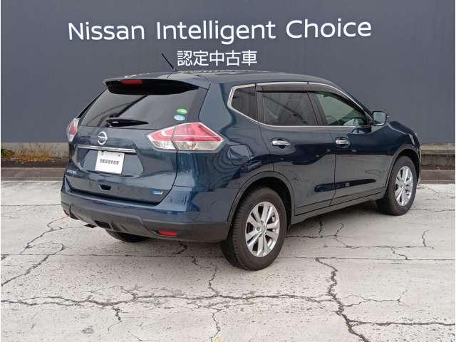 エクストレイル ２．０　２０Ｘ　エマージェンシーブレーキパッケージ　２列車　４ＷＤ　純正メモリーナビ　ＬＥＤヘッドライト　スマキ－　アイドリングＳＴＯＰ　セキュリティ　ＡＷＤ　アルミ　ナビ＆ＴＶ　メモリーナビゲーション　ＬＥＤヘッドランプ　エアコン　ワンセグ　パワーステアリング　キーレス　ＥＴＣ車載器　パワーウインドウ（2枚目）