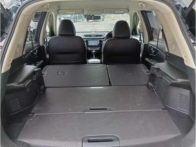 エクストレイル ２．０　２０Ｘ　エマージェンシーブレーキパッケージ　２列車　４ＷＤ　純正メモリーナビ　ＬＥＤヘッドライト　スマキ－　アイドリングＳＴＯＰ　セキュリティ　ＡＷＤ　アルミ　ナビ＆ＴＶ　メモリーナビゲーション　ＬＥＤヘッドランプ　エアコン　ワンセグ　パワーステアリング　キーレス　ＥＴＣ車載器　パワーウインドウ（15枚目）