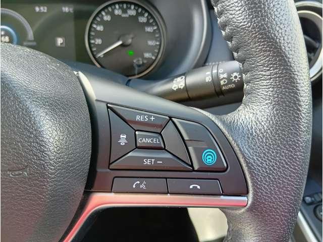 キックス 1.2 X (e-POWER) メモリーナビMM320D-L 純正メモリーナビMM320D-L・アラウンドビューモニター・スマートルームミラー・プロパイロット・ETC・LEDヘッドライト・SOSコール・車線逸脱警報・横滑り防止・インテリジェントキー(11枚目)