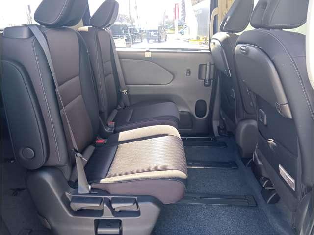 セレナ １．２　ｅ－ＰＯＷＥＲ　ハイウェイスター　Ｖ　日産純正メモリーナビ・アラウンドビューモ　３６０°カメラ　エマジェンシーブレーキ　１オナ　パーキングアシスト　寒冷地仕様　スマキー　バックカメラ　禁煙　ＬＥＤ　レーンアシスト　点検記録簿付　ＥＴＣ　イモビ　フルオートエアコン　アルミホイール（8枚目）