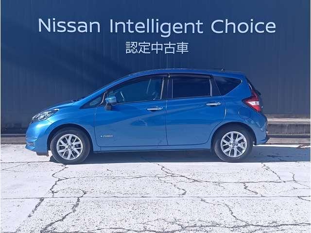ノート 1.2 e-POWER X 日産純正メモリーナビ・アラウンドビューモ 禁煙 360°カメラ 記録簿付 Rカメラ 運転席助手席エアバック レーンキープ AUTOエアコン 1オーナー 盗難防止システム ナビTV AW サイドカメラ 運転席エアバッグ キーレスエントリー(3枚目)