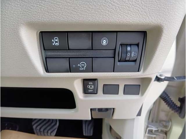 ルークス ６６０　Ｘ　純正メモリーナビＭＪ１２０Ｄ－Ｗ・フルセグＴＶ・ア　アラモニ　前後衝突軽減ブレーキ　ワンオーナー車　禁煙　車線逸脱防止　スマートキー　定期点検記録簿　キーフリー　ドライブレコーダー　ｉ－ｓｔｏｐ　フルオートエアコン　パワーウインドウ　バックカメラ（9枚目）