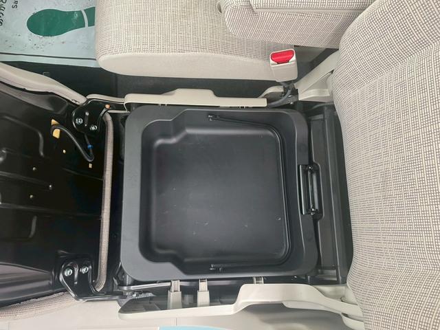 フレアワゴン 　７インチＳＤナビ　フルセグ　Ｂｌｕｅｔｏｏｔｈ　ＥＴＣ　アイドリングストップ　両側パワースライドドア　ドライブレコーダー　ＬＥＤヘッドライト　ハイブリッド（63枚目）