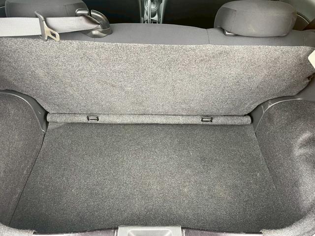 マーチ Ｘ　Ｖセレクション　禁煙車　ＭＩＴＳＵＢＩＳＨＩメモリーナビ　フルセグＴＶ　ブルートュース　ＤＶＤ再生　プッシュスタート　スマートキー　社外１５インチホイール　コーナーセンサー（53枚目）