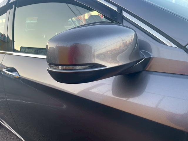 アコードハイブリッド ＬＸ　純正７インチナビ　フルセグ　Ｂｌｕｅｔｏｏｔｈ　バックカメラ　ＥＴＣ　クルーズコントロール　パワーシート　ステアリングスイッチ　ＬＥＤヘッドライト　フォグランプ（28枚目）