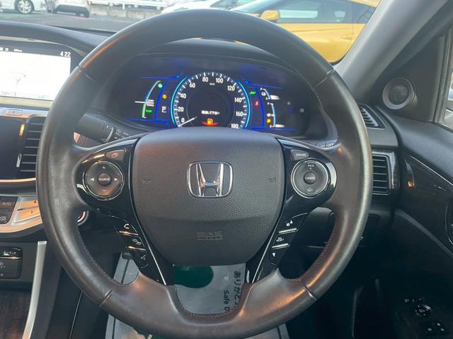 アコードハイブリッド ＬＸ　純正７インチナビ　フルセグ　Ｂｌｕｅｔｏｏｔｈ　バックカメラ　ＥＴＣ　クルーズコントロール　パワーシート　ステアリングスイッチ　ＬＥＤヘッドライト　フォグランプ（44枚目）