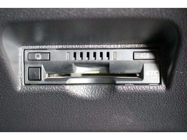 プリウスＰＨＶ Ａプレミアム　革シート　ミュージックプレイヤー接続可　バックカメラ　衝突被害軽減システム　ＥＴＣ　ドラレコ　ＬＥＤヘッドランプ　ワンオーナー（9枚目）