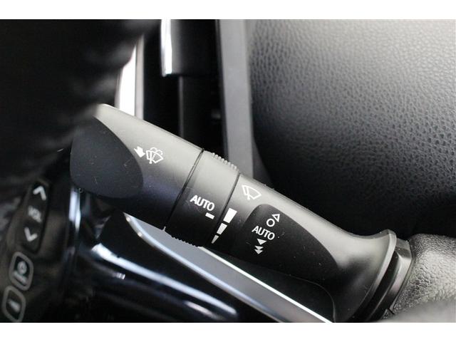 プリウスＰＨＶ Ａプレミアム　革シート　ミュージックプレイヤー接続可　バックカメラ　衝突被害軽減システム　ＥＴＣ　ドラレコ　ＬＥＤヘッドランプ　ワンオーナー（10枚目）