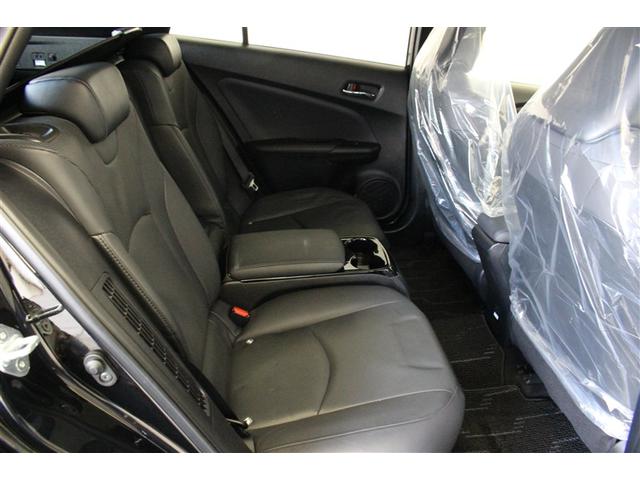 プリウスＰＨＶ Ａプレミアム　革シート　ミュージックプレイヤー接続可　バックカメラ　衝突被害軽減システム　ＥＴＣ　ドラレコ　ＬＥＤヘッドランプ　ワンオーナー（22枚目）