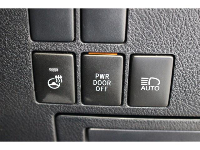 アルファード ２．５Ｓ　Ｃパッケージ　ＤＶＤ再生　ミュージックプレイヤー接続可　後席モニター　バックカメラ　衝突被害軽減システム　ＥＴＣ　両側電動スライド　ＬＥＤヘッドランプ　乗車定員７人　３列シート（8枚目）