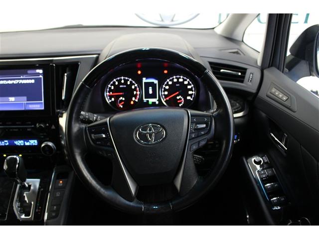 アルファード ２．５Ｓ　Ｃパッケージ　ＤＶＤ再生　ミュージックプレイヤー接続可　後席モニター　バックカメラ　衝突被害軽減システム　ＥＴＣ　両側電動スライド　ＬＥＤヘッドランプ　乗車定員７人　３列シート（26枚目）