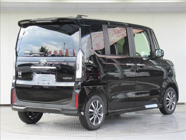 Ｎ－ＢＯＸカスタム 　届出済未使用車　ホンダセンシング　電動スライド　シートヒーター　電動パーキング　オートホールドパーキング　ＵＳＢ　アダプティブクルーズコントロール　オートマチックハイビーム　シーケンシャルターンランプ（24枚目）