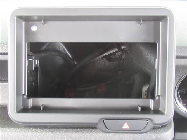 Ｎ－ＢＯＸカスタム 　届出済未使用車　ホンダセンシング　電動スライド　シートヒーター　電動パーキング　オートホールドパーキング　ＵＳＢ　アダプティブクルーズコントロール　オートマチックハイビーム　シーケンシャルターンランプ（42枚目）