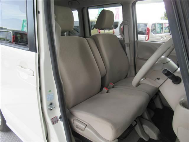 Ｎ－ＢＯＸ Ｇ　Ｌパッケージ　禁煙車　純正ナビ　電動スライドドア　禁煙車　横滑り防止装置　スマートキー　バックカメラ　オートエアコン　ヘッドライトレベライザー　ＣＤ再生　ワンセグＴＶ（14枚目）