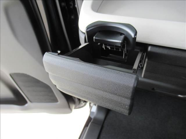 スペーシア ハイブリッドG 届出済未使用車 セーフティサポート デュアルカメラブレーキサポート 横滑り防止 アイドリングストップ ヘッドライトレベライザー プッシュスタート コーナーセンサー 車線逸脱 標識認識(49枚目)