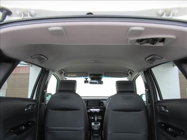 フィット ｅ：ＨＥＶ　ＨＯＭＥ　禁煙車　４ＷＤ　ＳＤナビ　ホンダセンシング　バックカメラ　ドライブレコーダー　アダプティブクルーズコントロール　ステアリングスイッチ　ＬＥＤヘッドランプ　踏み間違い防止装置　Ｂｌｕｅｔｏｏｔｈ　ＥＴＣ（34枚目）