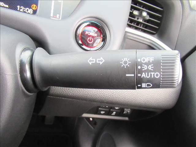 フィット ｅ：ＨＥＶ　ＨＯＭＥ　禁煙車　４ＷＤ　ＳＤナビ　ホンダセンシング　バックカメラ　ドライブレコーダー　アダプティブクルーズコントロール　ステアリングスイッチ　ＬＥＤヘッドランプ　踏み間違い防止装置　Ｂｌｕｅｔｏｏｔｈ　ＥＴＣ（59枚目）