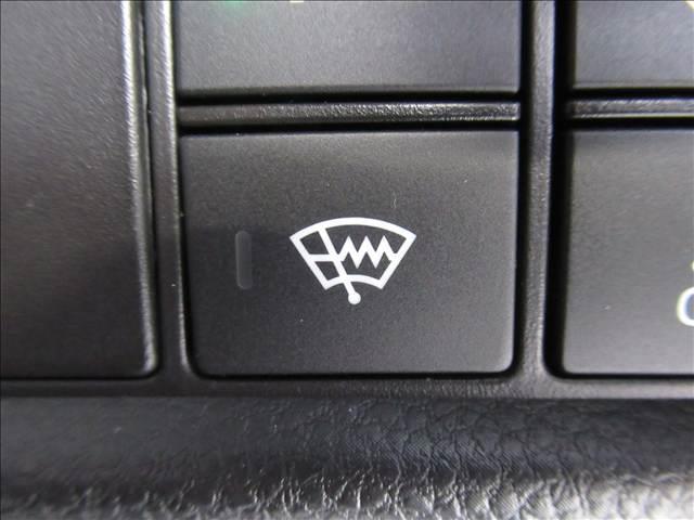 フィット ｅ：ＨＥＶ　ＨＯＭＥ　禁煙車　４ＷＤ　ＳＤナビ　ホンダセンシング　バックカメラ　ドライブレコーダー　アダプティブクルーズコントロール　ステアリングスイッチ　ＬＥＤヘッドランプ　踏み間違い防止装置　Ｂｌｕｅｔｏｏｔｈ　ＥＴＣ（65枚目）