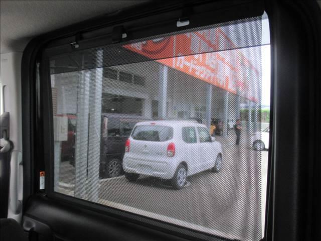 スペーシア ハイブリッドX 禁煙車 スズキセーフティサポート コーナーセンサー 両側電動スライドドア シートヒーター 車線逸脱警報 横滑り防止装置 アイドリングストップ オートエアコン ロールサンシェード(62枚目)