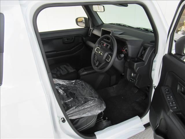 タフト X 届出済未使用車 スマートアシスト コーナーセンサー アイドリングストップ ステアリングスイッチ スカイルーフ 踏み間違い防止装置 LEDヘッドランプ 横滑り防止装置 オートエアコン(64枚目)