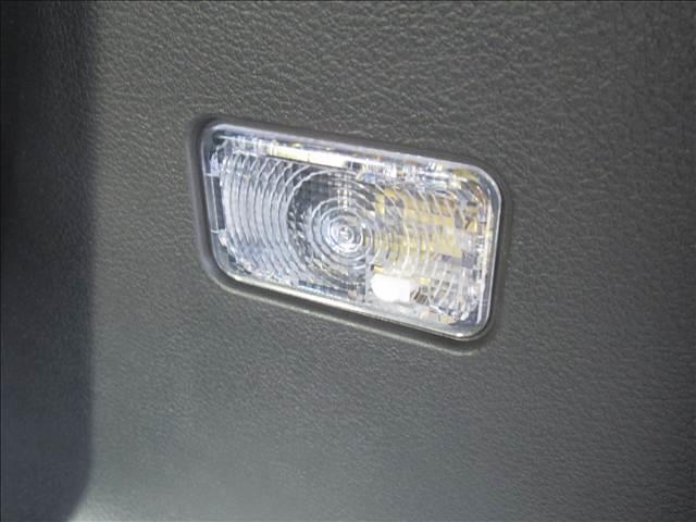 スペーシア ハイブリッドX 禁煙車 4WD 両側電動スライドドア 横滑り防止 シートヒーター ヘッドライトレベライザー セーフティサポート 後席オットマン アイドリングストップ コーナーセンサー 衝突軽減装置 LEDヘッド(41枚目)