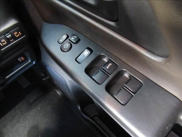 スペーシア ハイブリッドX 禁煙車 4WD 両側電動スライドドア 横滑り防止 シートヒーター ヘッドライトレベライザー セーフティサポート 後席オットマン アイドリングストップ コーナーセンサー 衝突軽減装置 LEDヘッド(63枚目)